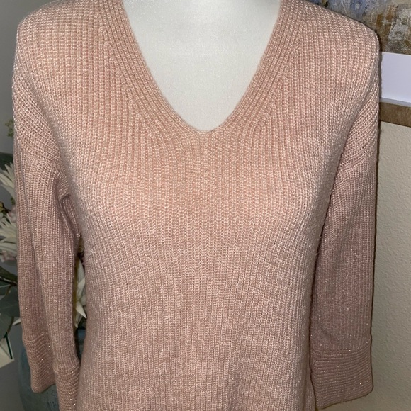 Calvin Klein pink sweater - Picture 6 of 9